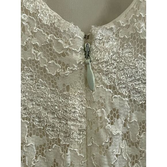 Maggy London Vintage Creamy Lace Maxi Dress size 8 - Picture 9 of 11